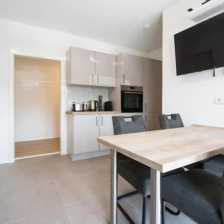 Apartamento Luxury Workers 1 *